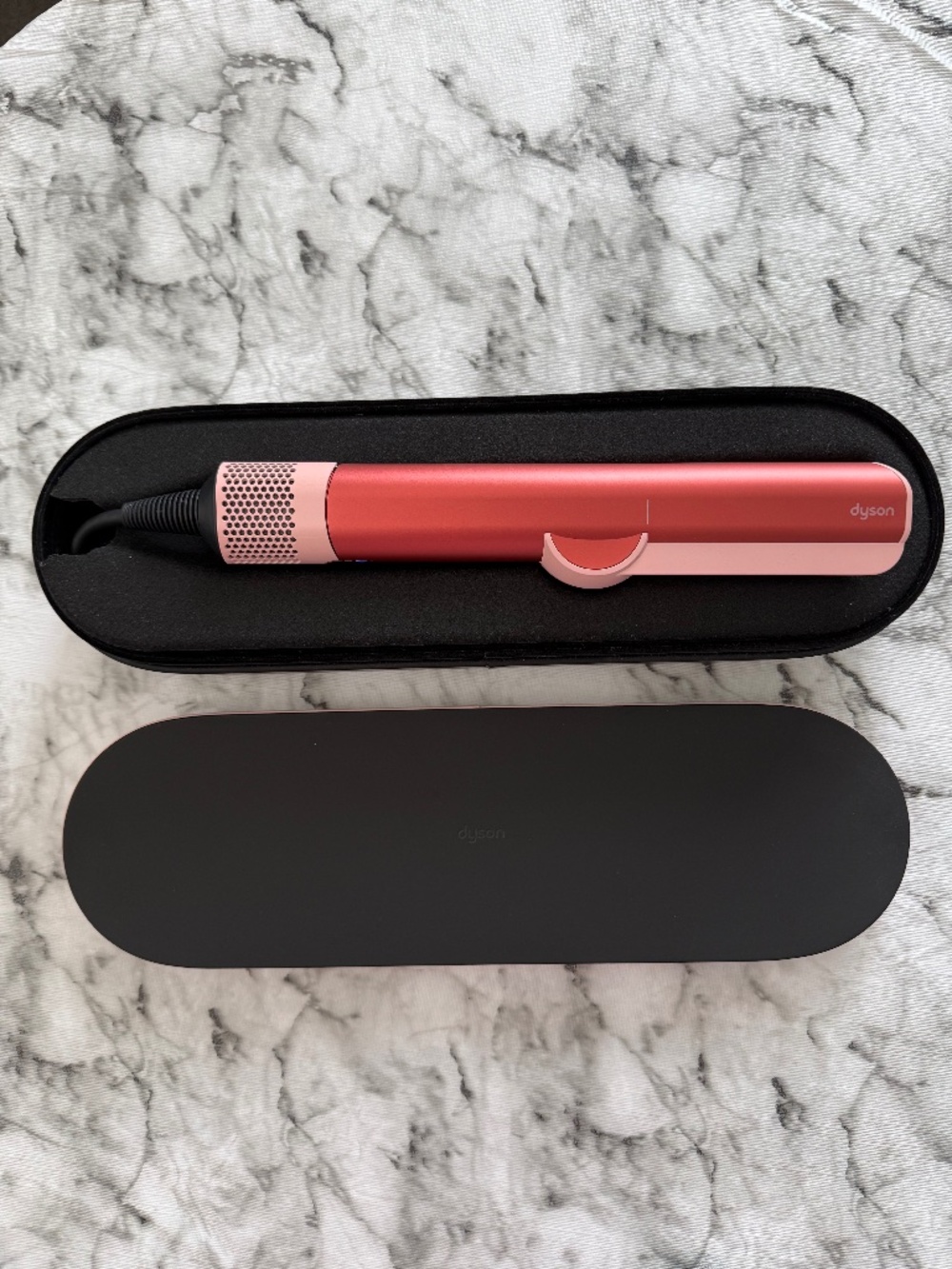 Dyson Airstrait - Limited Edition Strawberry Bronze/Blush Pink